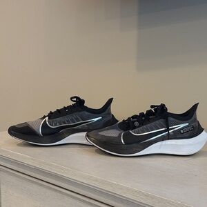 Nike Zoom Gravity Black and White Athletic Sneakers